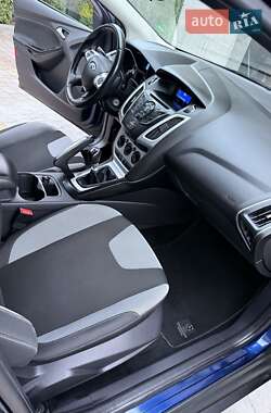 Универсал Ford Focus 2012 в 
