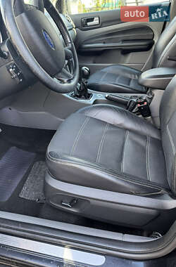 Универсал Ford Focus 2010 в 