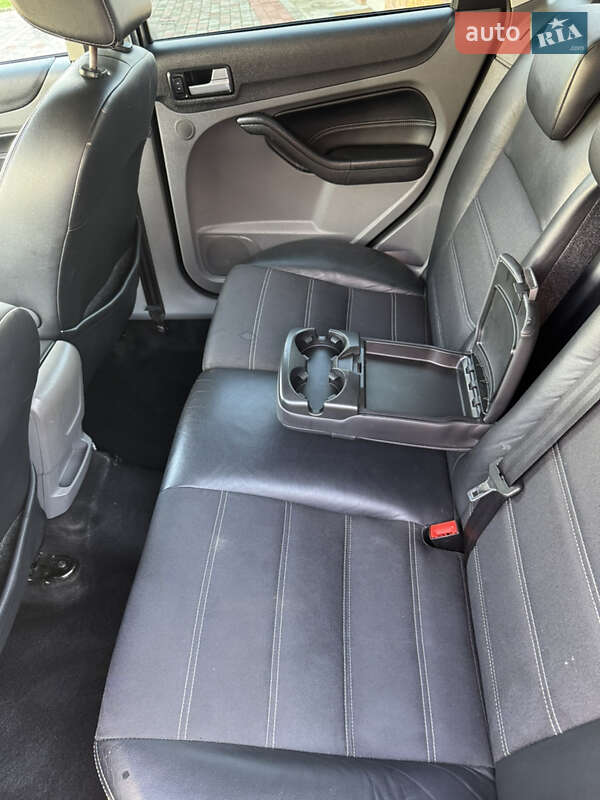 Универсал Ford Focus 2010 в Рава-Русской