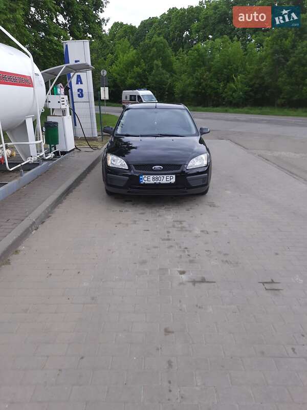 Хэтчбек Ford Focus 2007 в Вашковцах