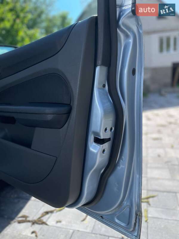 Універсал Ford Focus 2007 в Звягелі