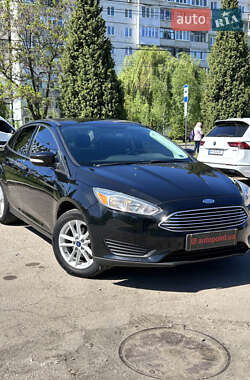 Седан Ford Focus 2015 в 