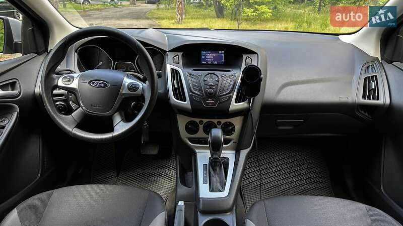 Седан Ford Focus 2013 в Киеве