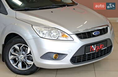 Седан Ford Focus 2009 в 