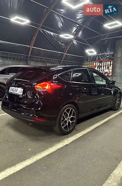 Хэтчбек Ford Focus 2017 в 