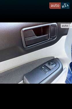 Хэтчбек Ford Focus 2011 в 