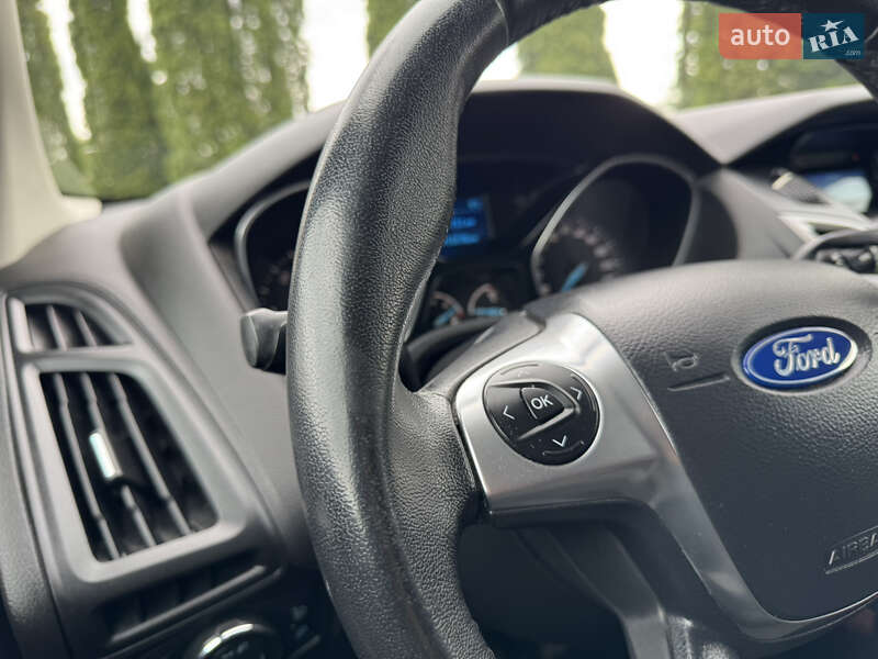 Универсал Ford Focus 2011 в Самборе фото 32 Универсал Ford Focus 2011 в Самборе