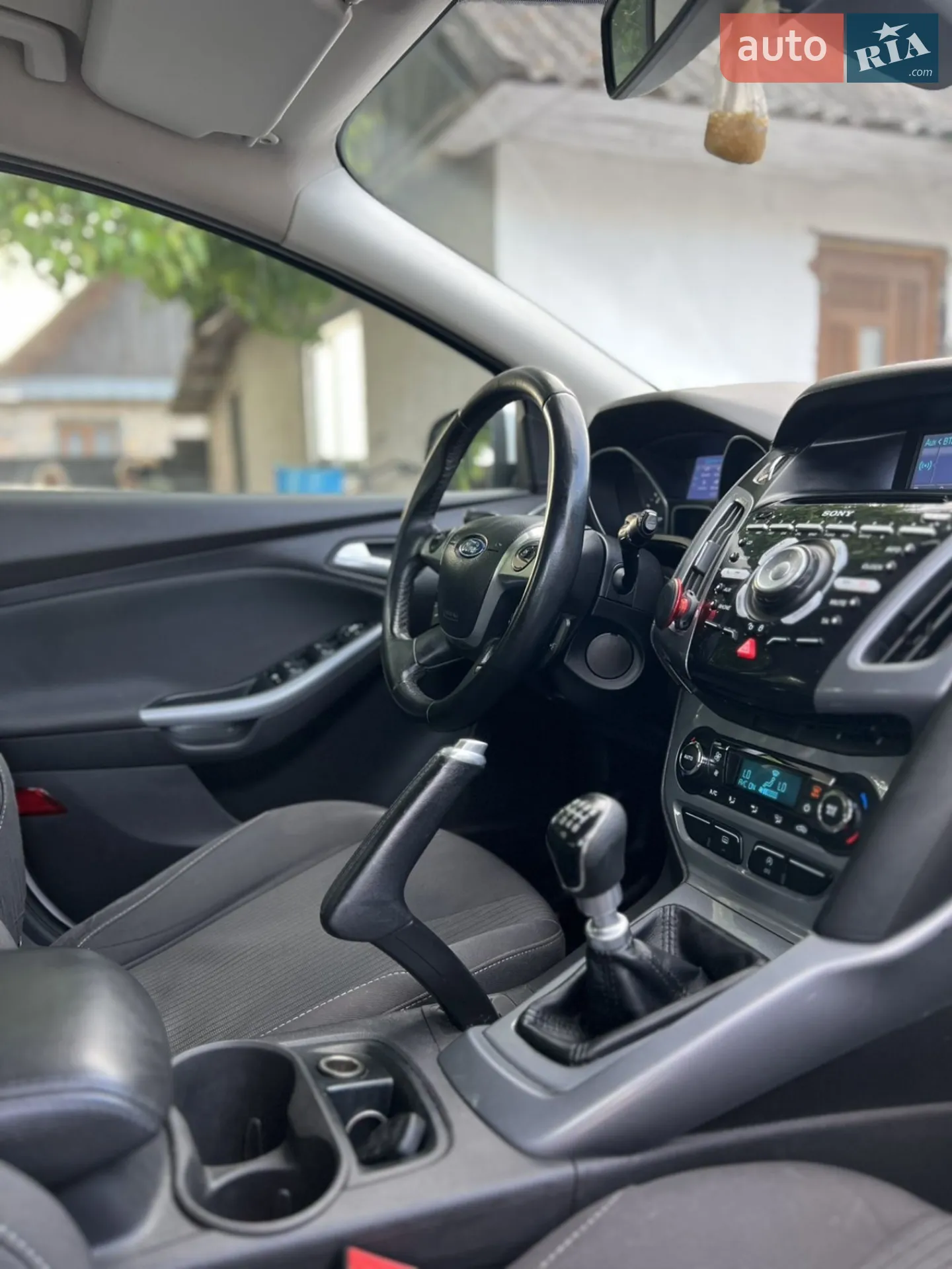 2012 Ford Focus - мініатюра 10
