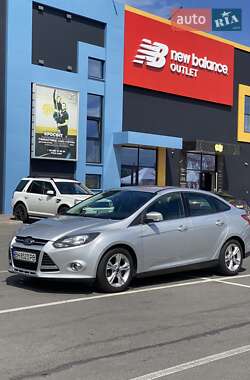 Седан Ford Focus 2013 в Софиевской Борщаговке