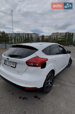 Хэтчбек Ford Focus 2017 в 