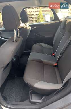 Универсал Ford Focus 2012 в 