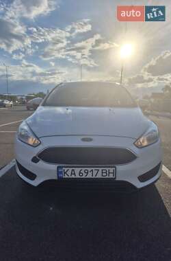 Седан Ford Focus 2015 в 