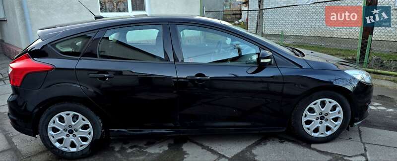Хэтчбек Ford Focus 2013 в Львове фото 8 Хэтчбек Ford Focus 2013 в Львове