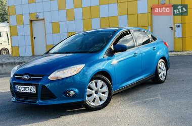 Седан Ford Focus 2011 в 