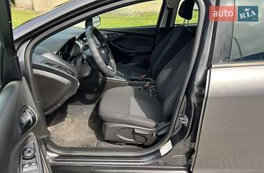 Седан Ford Focus 2016 в 