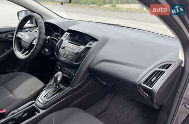 Седан Ford Focus 2016 в 
