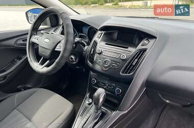 Седан Ford Focus 2016 в 