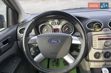 Хэтчбек Ford Focus 2008 в 