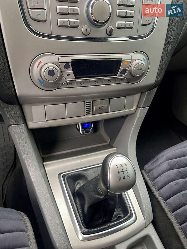 Хетчбек Ford Focus 2008 в Одесі