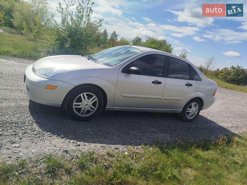 Седан Ford Focus 2000 в Рокитном