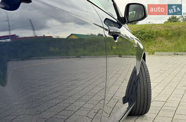 Хэтчбек Ford Focus 2012 в 