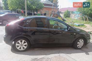 Хэтчбек Ford Focus 2007 в 
