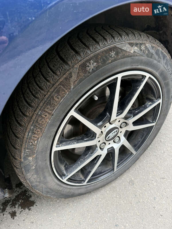 Універсал Ford Focus 2006 в Охтирці