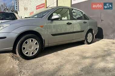 Седан Ford Focus 2004 в 