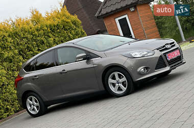 Хетчбек Ford Focus 2014 в 