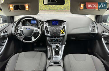 Хетчбек Ford Focus 2014 в 