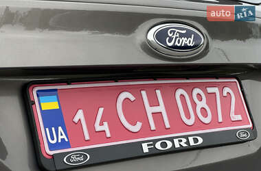 Хетчбек Ford Focus 2014 в 