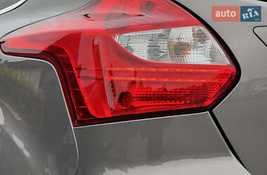 Хетчбек Ford Focus 2014 в 