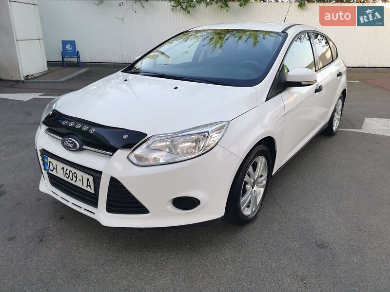 Хэтчбек Ford Focus 2012 в Киеве