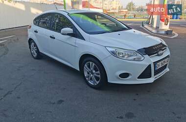 Хетчбек Ford Focus 2012 в 
