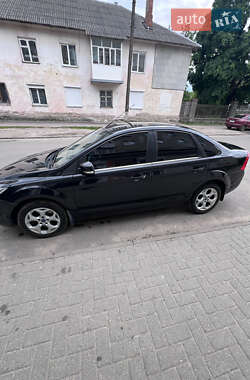 Седан Ford Focus 2010 в Шостці