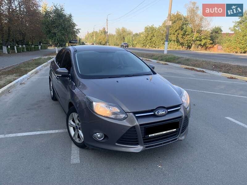 Седан Ford Focus 2013 в 