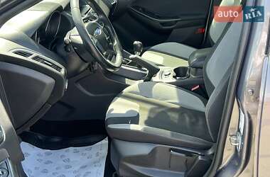 Хэтчбек Ford Focus 2013 в 