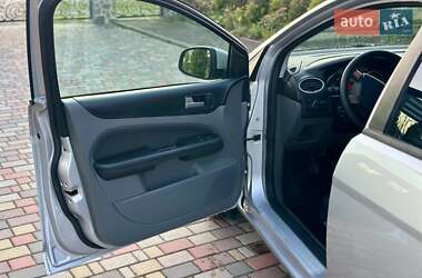 Универсал Ford Focus 2010 в 