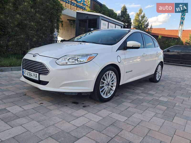 Хетчбек Ford Focus 2015 в Івано-Франківську