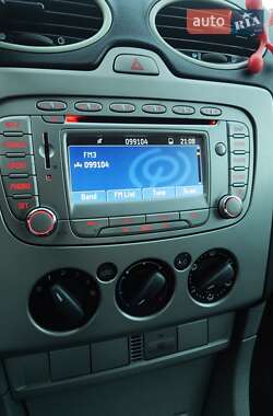 Универсал Ford Focus 2010 в 