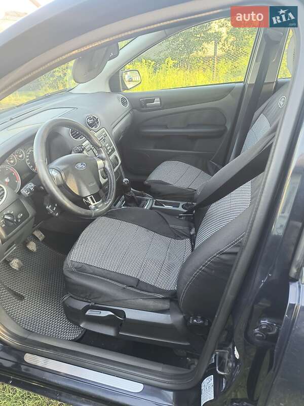 Универсал Ford Focus 2006 в Остроге