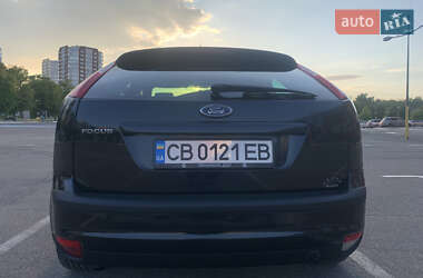 Хетчбек Ford Focus 2006 в 