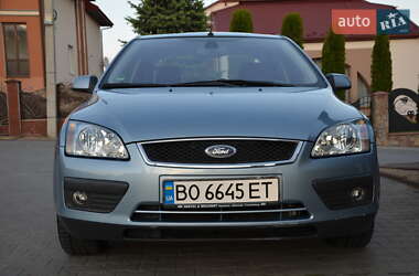 Седан Ford Focus 2005 в 