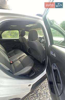 Универсал Ford Focus 2014 в 