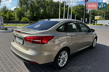 Седан Ford Focus 2014 в 
