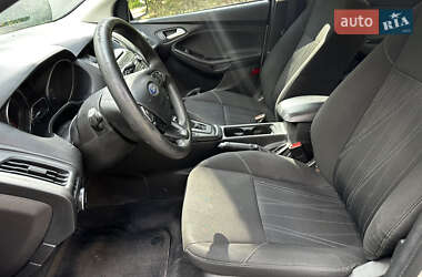 Седан Ford Focus 2014 в 