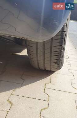 Хетчбек Ford Focus 2011 в 