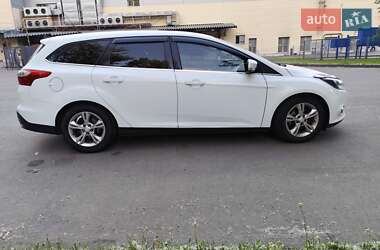 Универсал Ford Focus 2012 в 