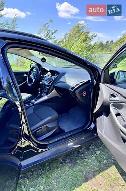 Універсал Ford Focus 2011 в 
