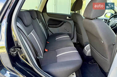 Універсал Ford Focus 2011 в 